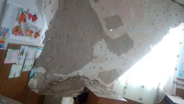 A cazut tavanul intr-o scoala din Giurgiu, proaspat renovata.