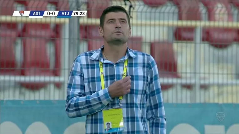 FABULOS! Antrenorul s-a rugat, jucatorul sau a marcat imediat! Gol senzational in Liga a 2-a