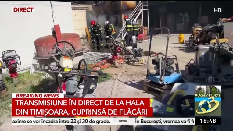 Incendiu puternic la o hala de contructii din Timisoara